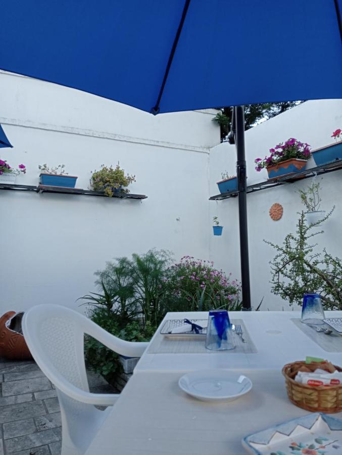 A Casa Di Gio Bed & Breakfast เลชเช ภายนอก รูปภาพ
