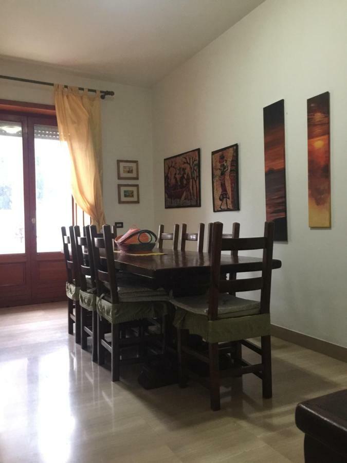 A Casa Di Gio Bed & Breakfast เลชเช ภายนอก รูปภาพ