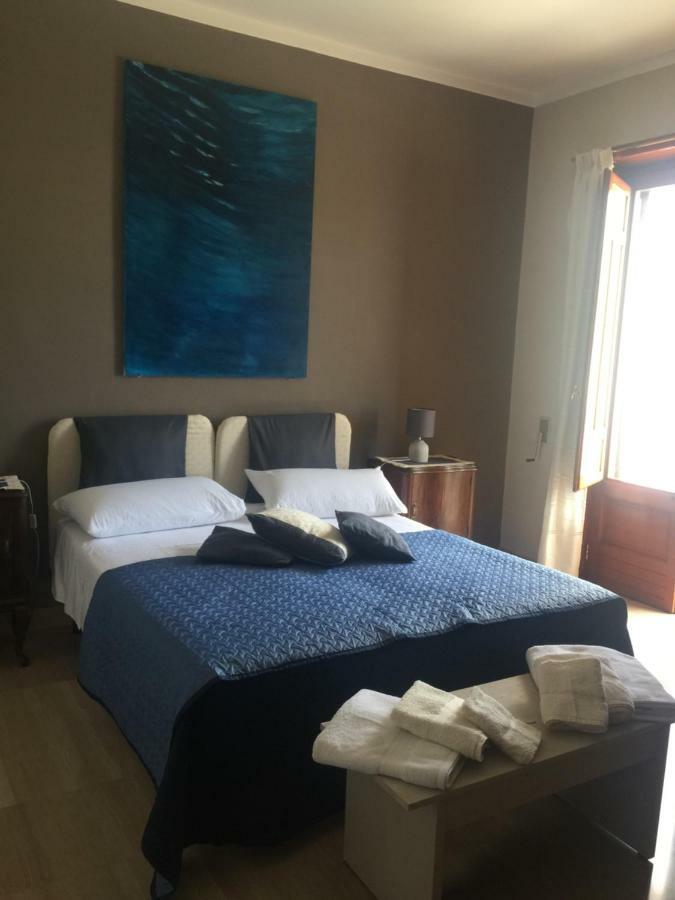 A Casa Di Gio Bed & Breakfast เลชเช ภายนอก รูปภาพ
